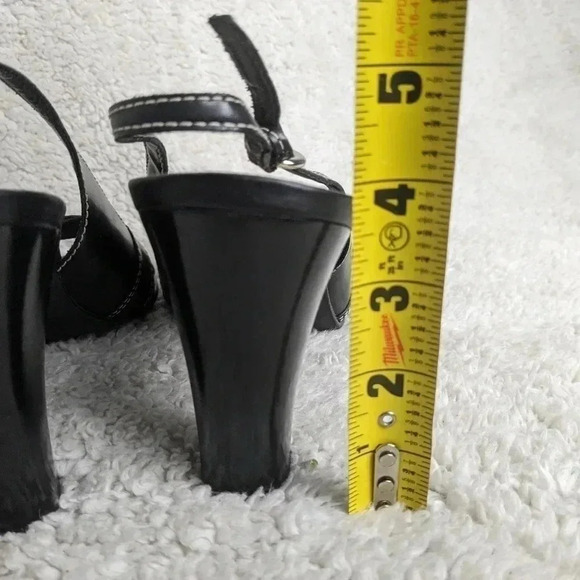 NATURALIZER Women sandals size 10 color black Like New condition! - Picture 7 of 10